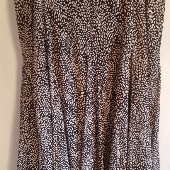 Skirt - Picture 2 of 2